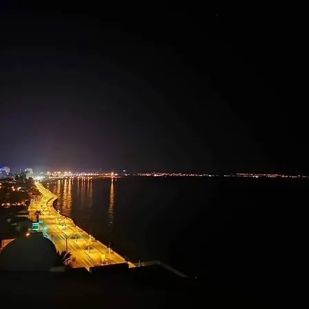 Appartement Charmers Sea View Flat Larnaca