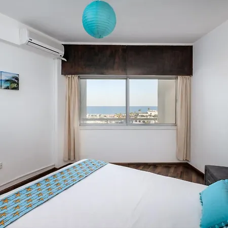 Charmers Sea View Flat * لارنكا