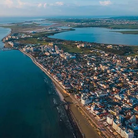 Charmers Sea View Flat Apartament Larnaca